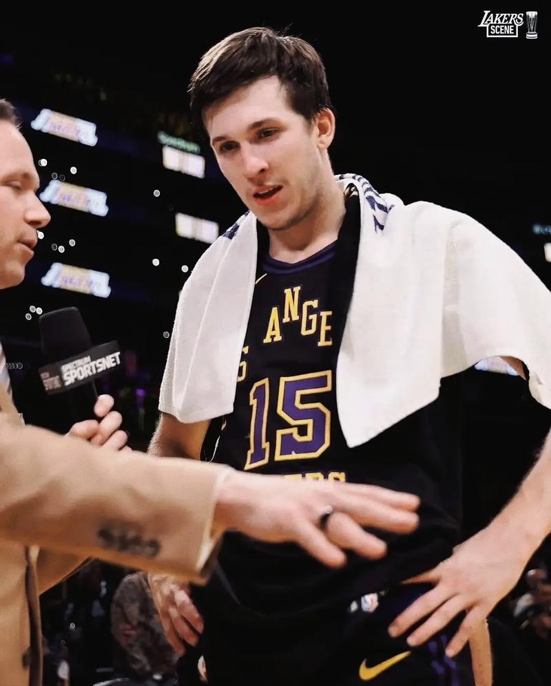 里弗斯与NBA：他与哪些球队有过合作？有哪些精彩瞬间？