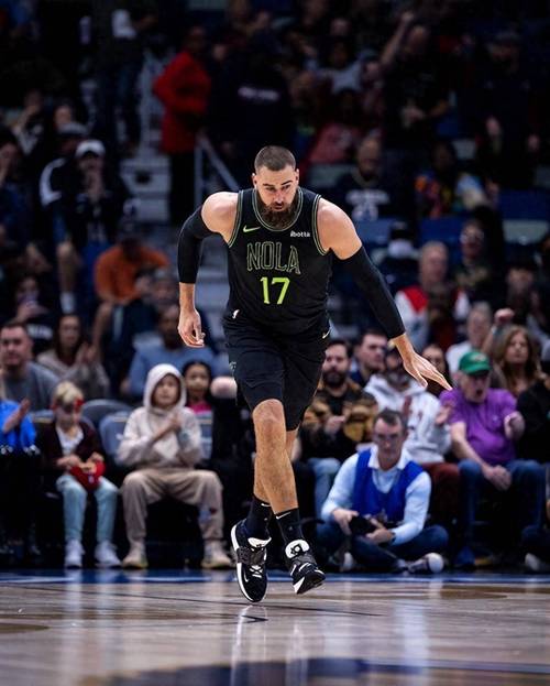 瓦兰丘纳斯NBA生涯回顾：从猛龙到奇才，一路走来