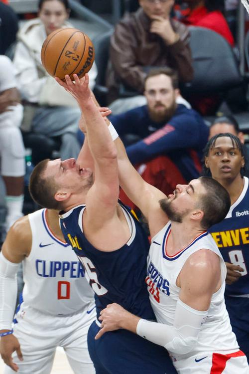 NBA常规赛：快船与热火巅峰对决，精彩不容错过