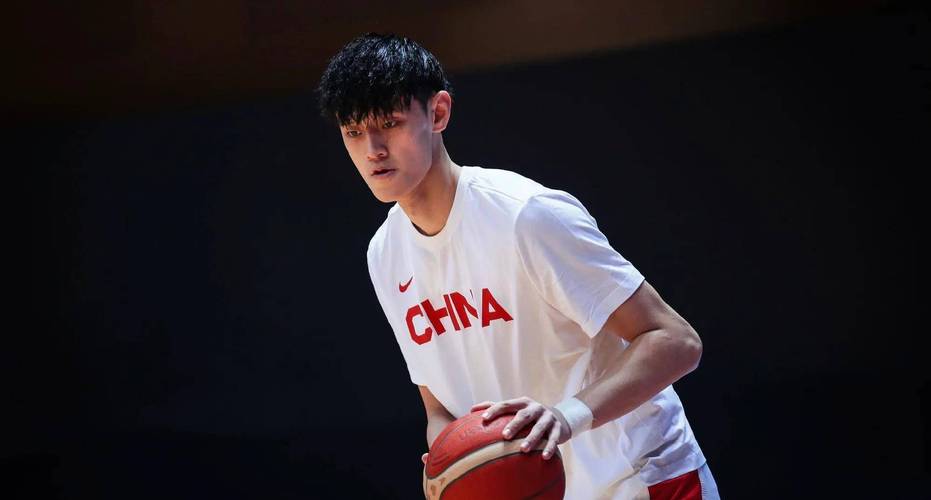 曾凡博国家队表现如何？亚洲杯预选赛精彩回顾