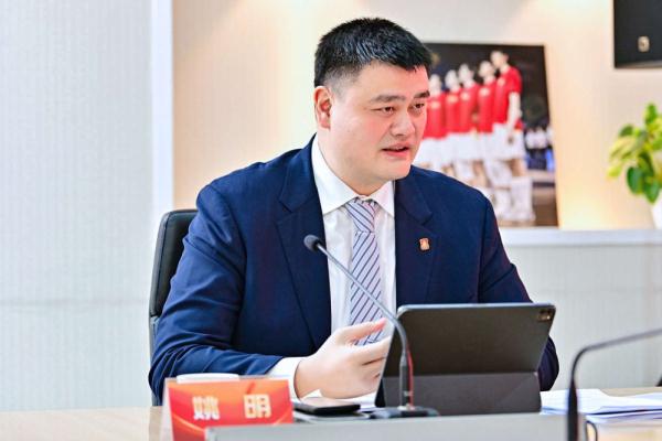 姚明专访：谈篮球事业、公益活动及未来展望