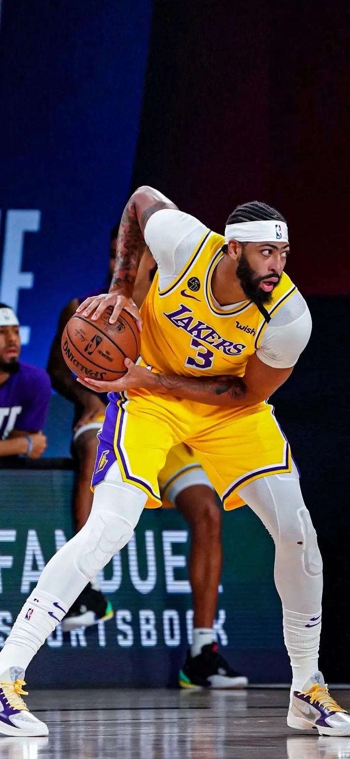 NBA球员戴维斯：那些你不知道的趣事和爆料