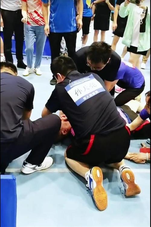 比永博赛场晕倒，背后原因是什么？恢复情况如何？