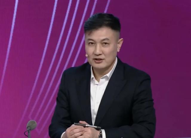 深度解读徐阳：一位足球巨星的成长之路