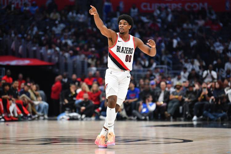 亨德森：从NBA球场到体育解说台的华丽转身