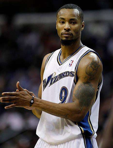 拉沙德·刘易斯：一位传奇球星的NBA生涯全记录