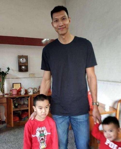 易建联哪里人？他老家究竟在广东哪个城市？