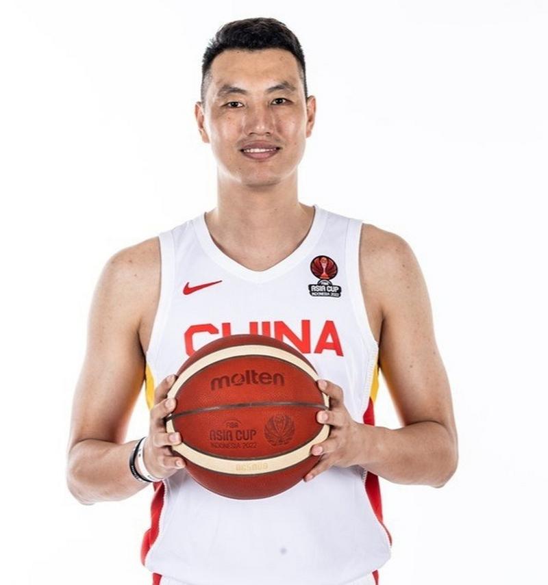 揭秘翟晓川的年薪：百万富豪还是千万身价？
