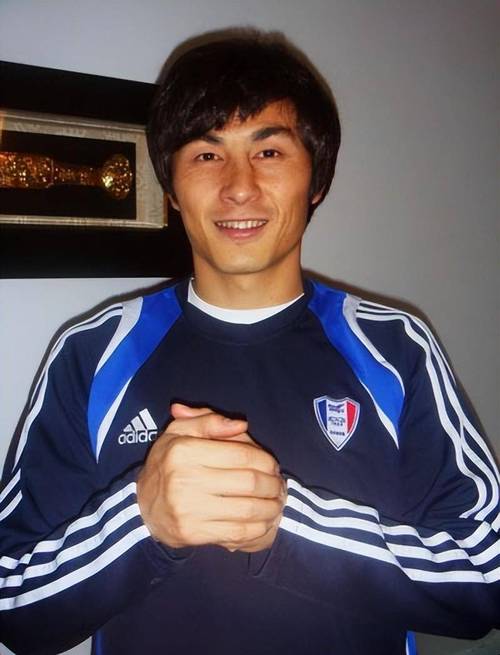 李玮峰现在做什么工作？退役后李玮峰的职业生涯轨迹