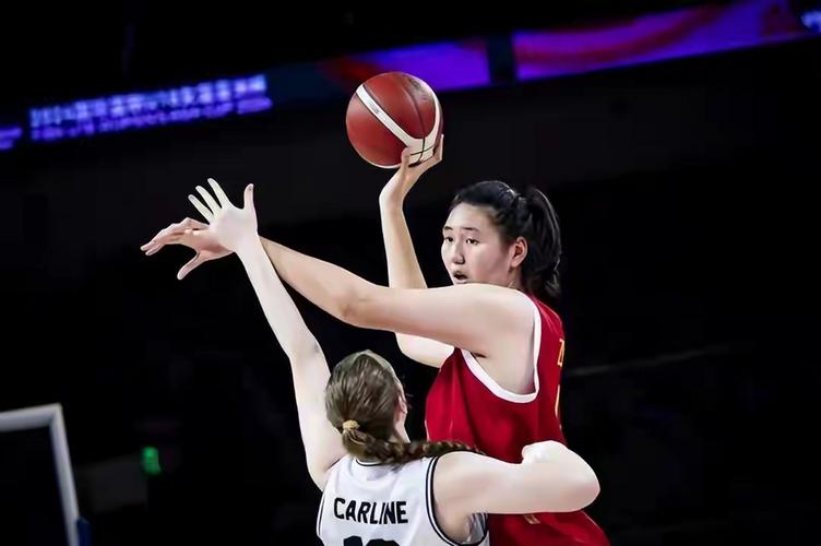 中国女篮谁最胸大？球迷们热议的那些大胸美女！