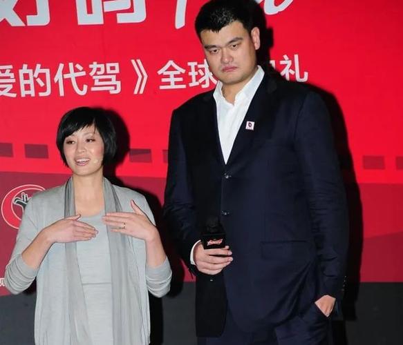 姚明和叶莉的日常揭秘，叶莉受得了姚明吗？
