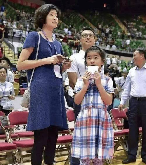 姚明和叶莉的日常揭秘，叶莉受得了姚明吗？