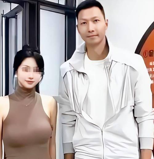 易建联有几任老婆？这些你可能不知道！(深度解读)