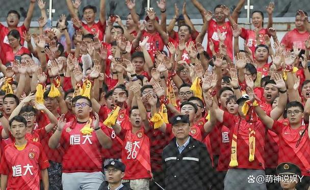 首尔FC与恒大，亚冠赛场上的宿敌之战，谁将笑到最后？