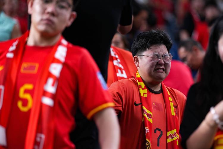 国足现在面临什么困境？世预赛失利及世界杯出线希望