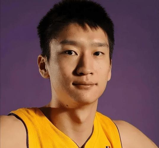 孙悦为什么选择打后卫位置？他的独特优势是什么？