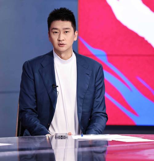 篮球巨星孙悦现在打球吗？他曾经效力过哪些球队？