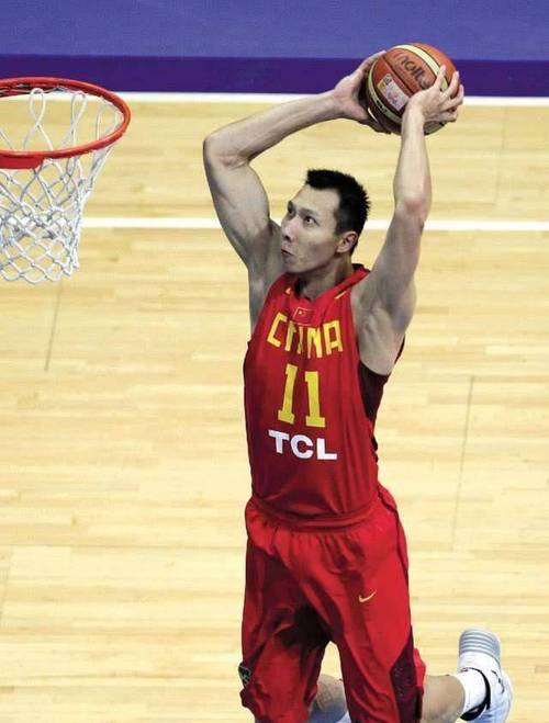 CBA巨星易建联，他的资产究竟有多少亿？