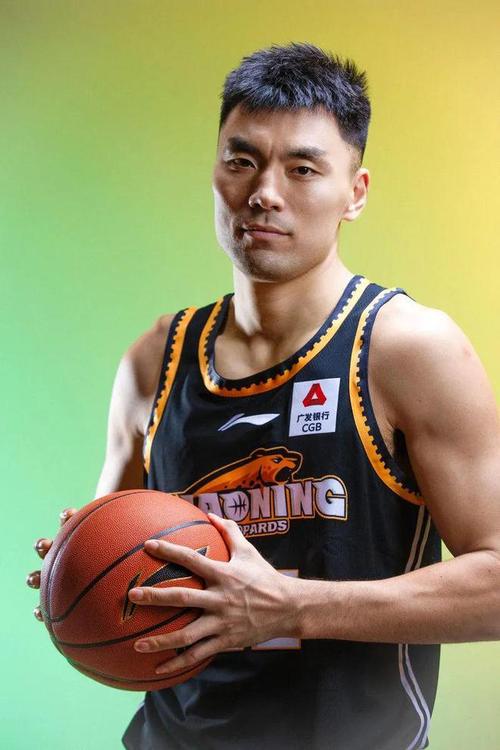 李晓旭身高是多少厘米？深度解析球员身体数据