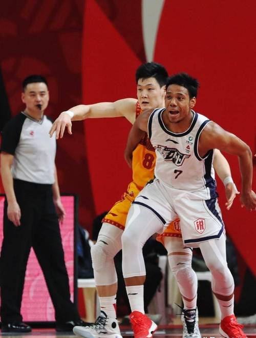 全运会男篮在哪看？CCTV5直播决赛，不容错过！