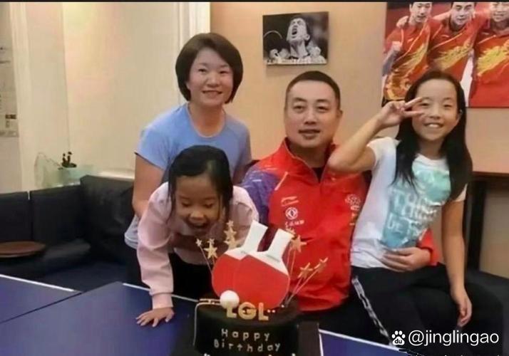 想知道刘国梁的妻子是谁吗？他们的爱情故事很精彩
