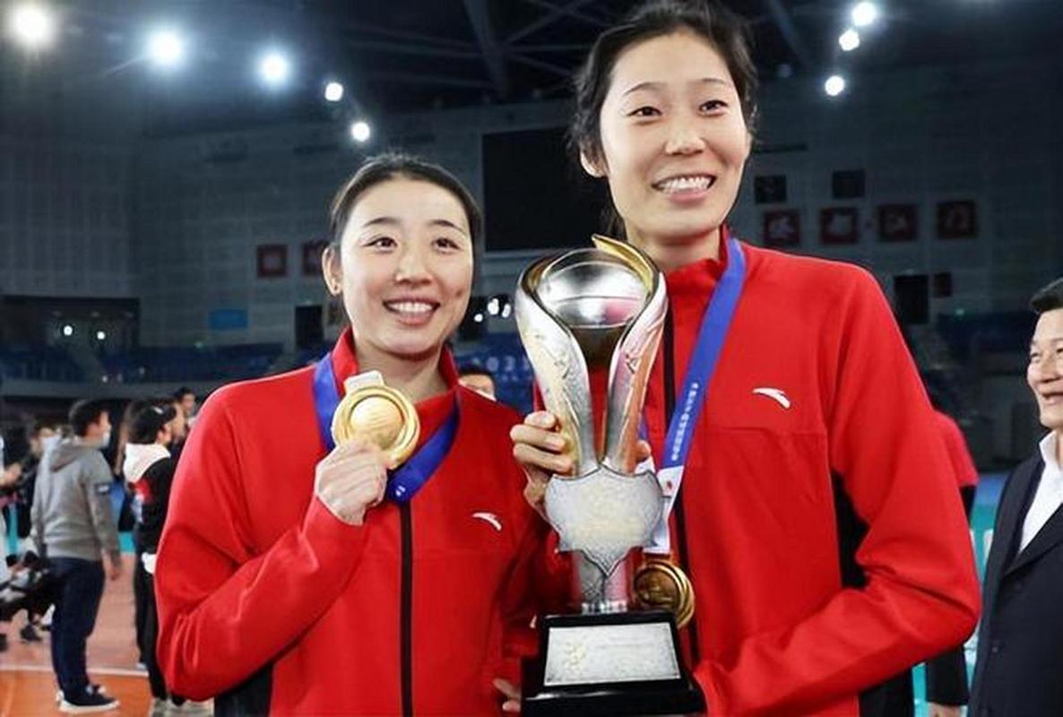 朱婷去哪里打球了？意甲联赛之旅精彩纷呈！