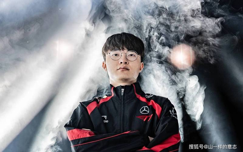 五冠王是哪五个冠军？LOL传奇Faker五冠辉煌战绩解读
