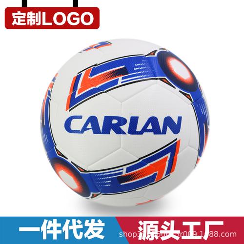 足球材质知多少？PVC、PU、真皮，哪种材质的足球最好？