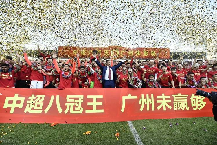 恒大球员转会巴萨的内幕，他究竟是谁？