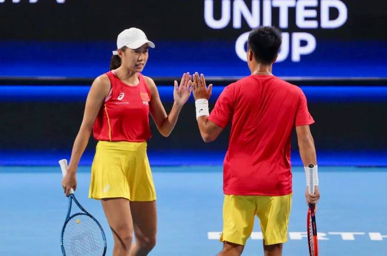 联合会杯是什么比赛？揭秘女子网球的年度盛事！