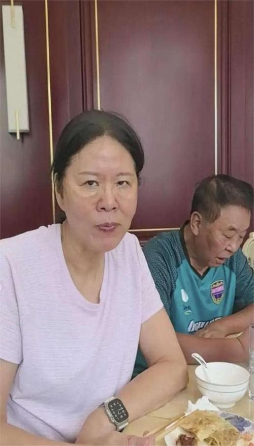 郎平嫁了几个老公？她的婚姻生活揭秘