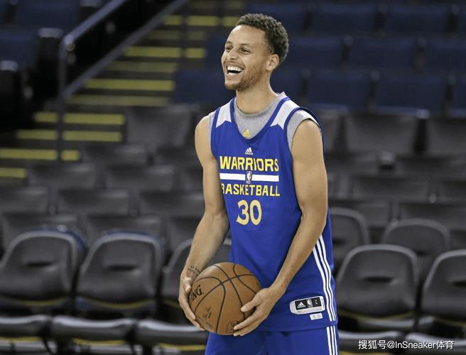 库里身高多少尺？解析库里在NBA的成功秘诀！