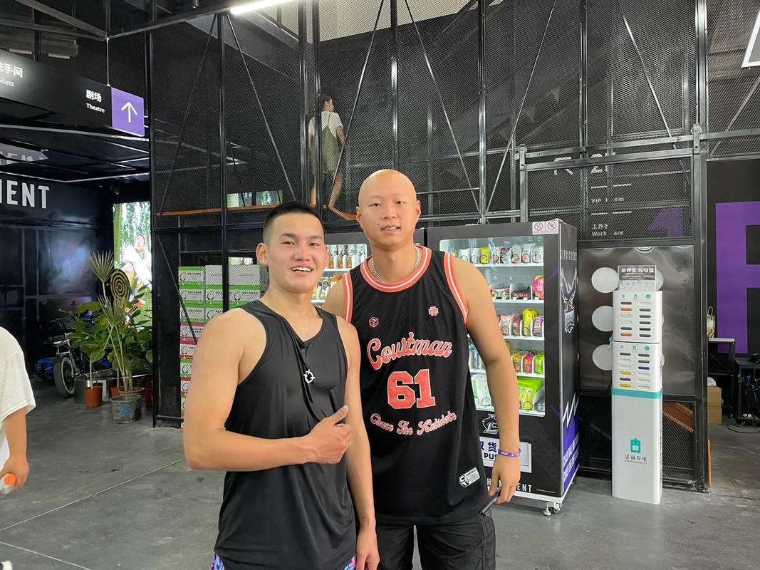 李观洋是哪里人？他的家乡是哪个城市？