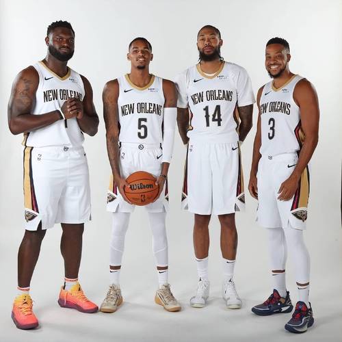 你知道NBA鹈鹕队以前叫什么吗？球队名称演变史