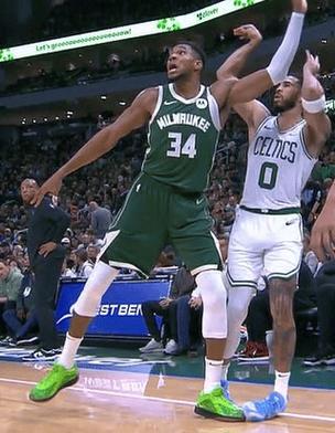 字母哥垫脚过哪些人？盘点那些被字母哥垫脚的NBA球星