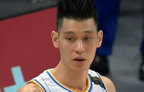 林书豪退役了吗？他还会回到NBA赛场吗？