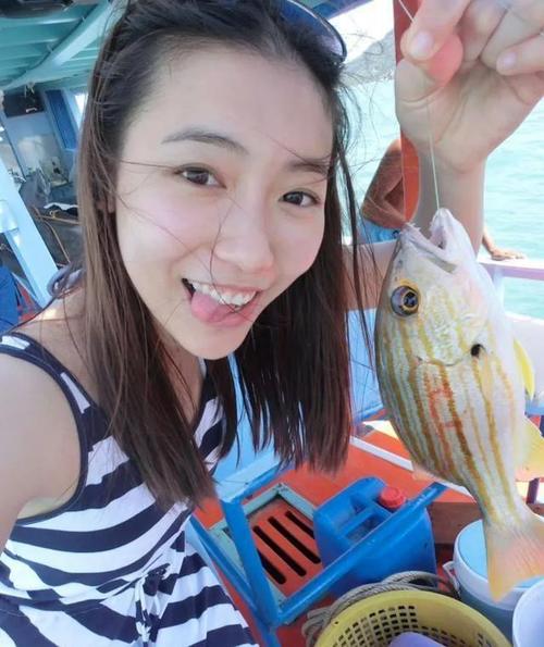 深扒易建联老婆荆灵：家乡背景及个人经历详解