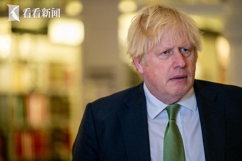英国前首相约翰逊年龄多大？带你了解他的生平
