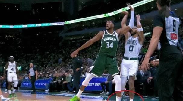 字母哥垫脚过哪些人？盘点那些被字母哥垫脚的NBA球星