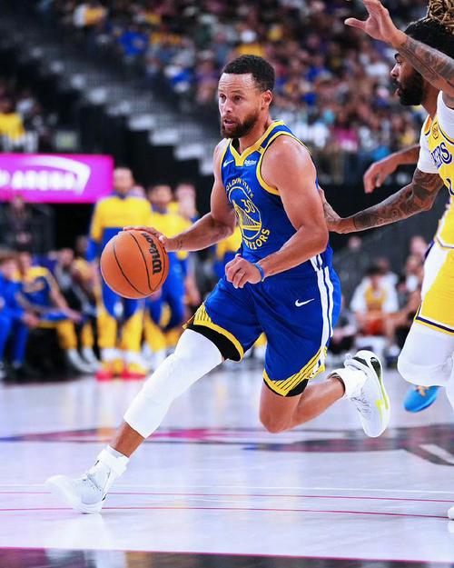 勇士队连胜纪录是多少？NBA历史最长连胜惊人数据揭秘！