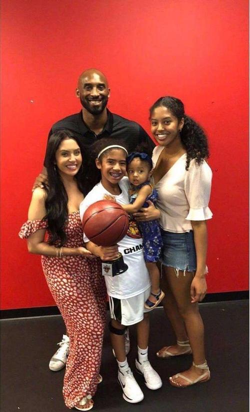 科比有多少个女儿？她们现在生活如何？