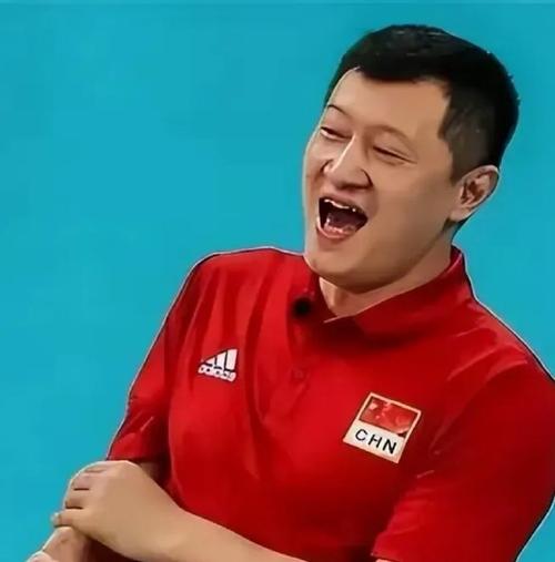 你知道中国女排主教练是谁吗？赵勇教练带队备战奥运！