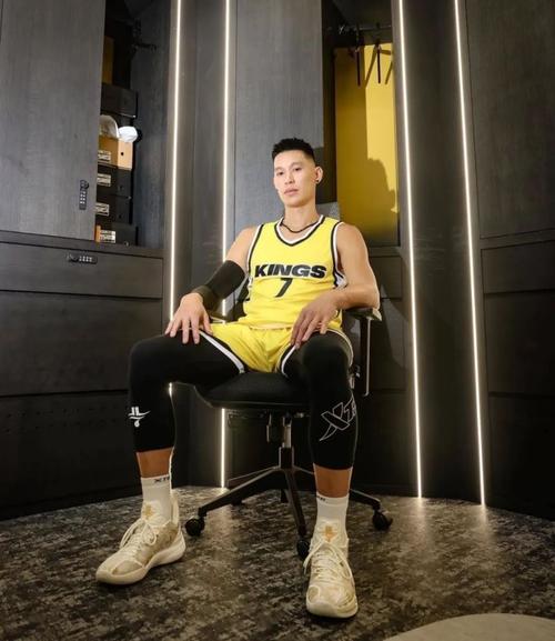 林书豪身高1米91是真的吗？网友热议真实身高