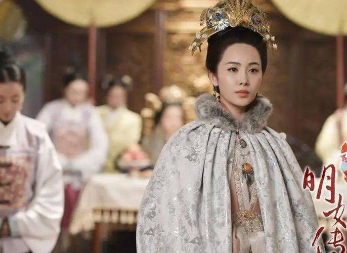为什么贝嫂几乎从来都不笑？她的笑容究竟如何？