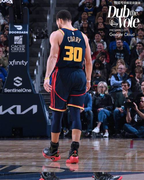 库里身高多少尺？解析库里在NBA的成功秘诀！