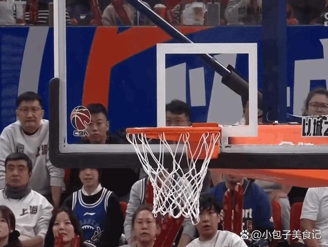 干扰球是犯规吗？进攻干扰球和防守干扰球的区别