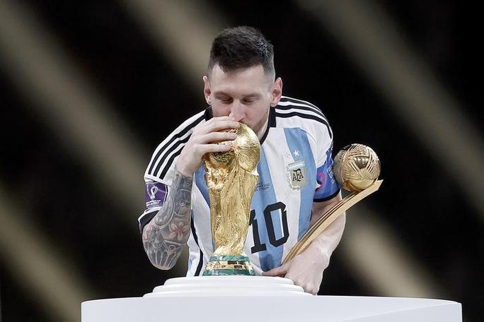 梅西几次世界杯冠军？他终于圆梦大力神杯！