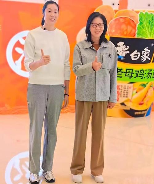 朱婷和郎平是什么关系？师徒情深成就排球传奇
