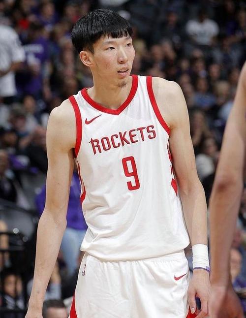 周琦NBA生涯回顾：他曾经在哪支球队打球？