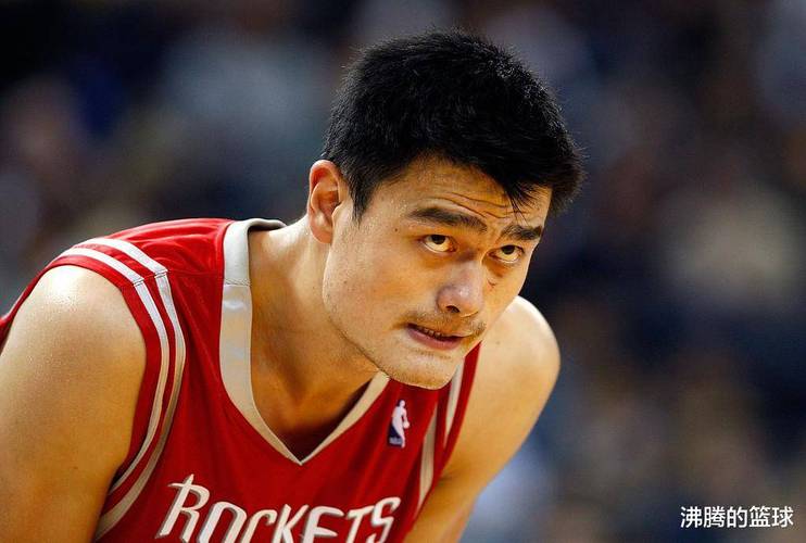 姚明是NBA巨星吗？深度解读其影响力和篮球成就